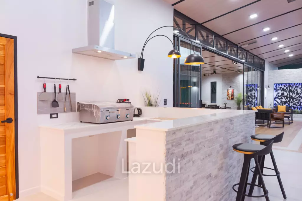 Modern Luxury  3 Bed Pool Villa in 1 Rai land