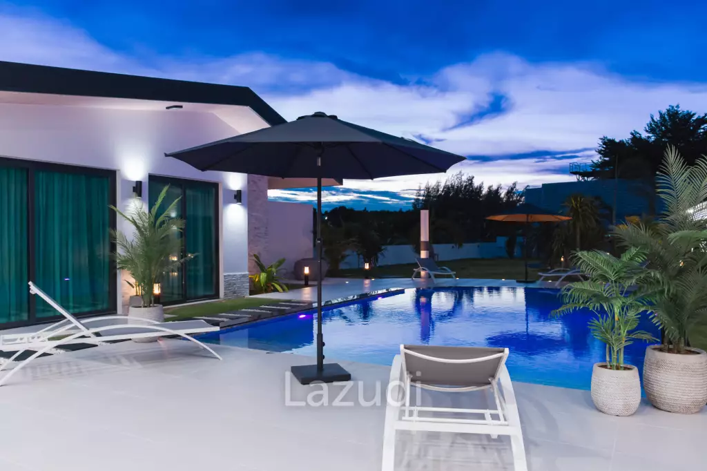 Modern Luxury  3 Bed Pool Villa in 1 Rai land