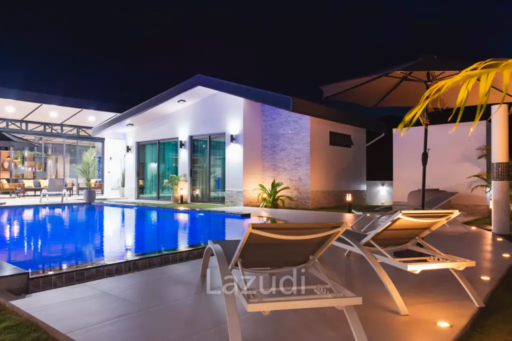 Modern Luxury  3 Bed Pool Villa in 1 Rai land