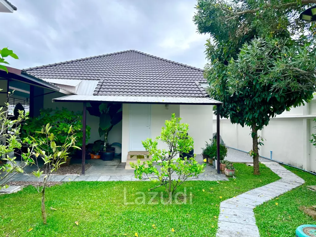 580 sqm modern villa with vast gardens in Hua Hin