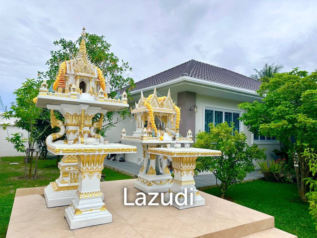 580 sqm modern villa with vast gardens in Hua Hin