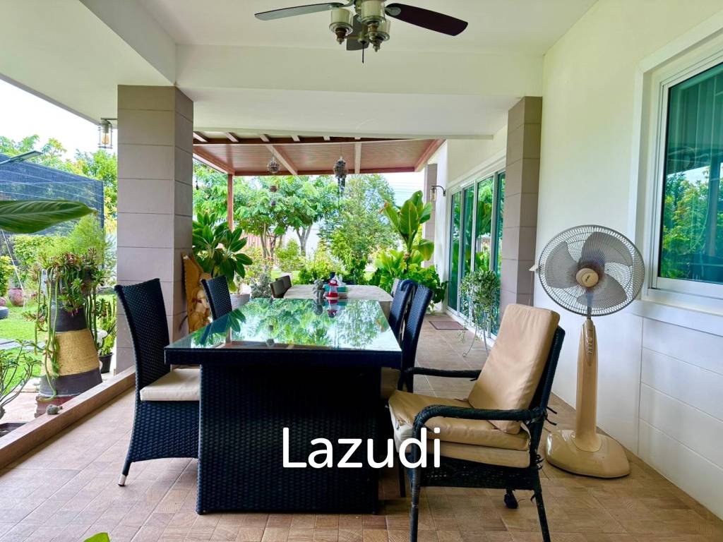 580 sqm modern villa with vast gardens in Hua Hin