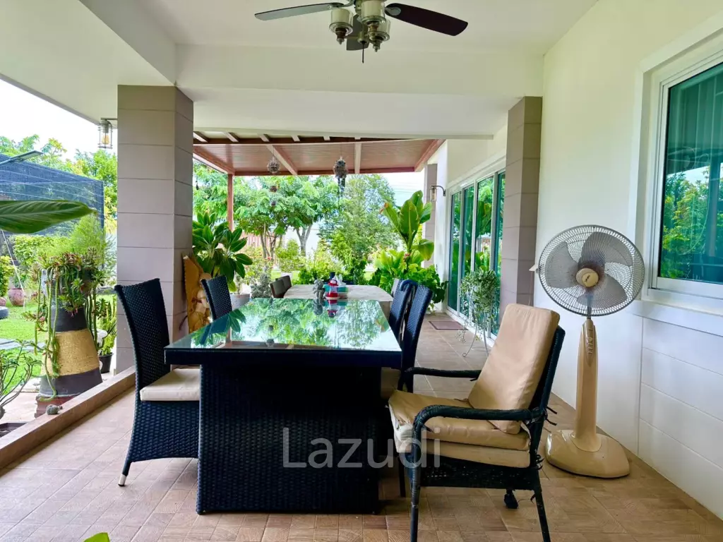 580 sqm modern villa with vast gardens in Hua Hin
