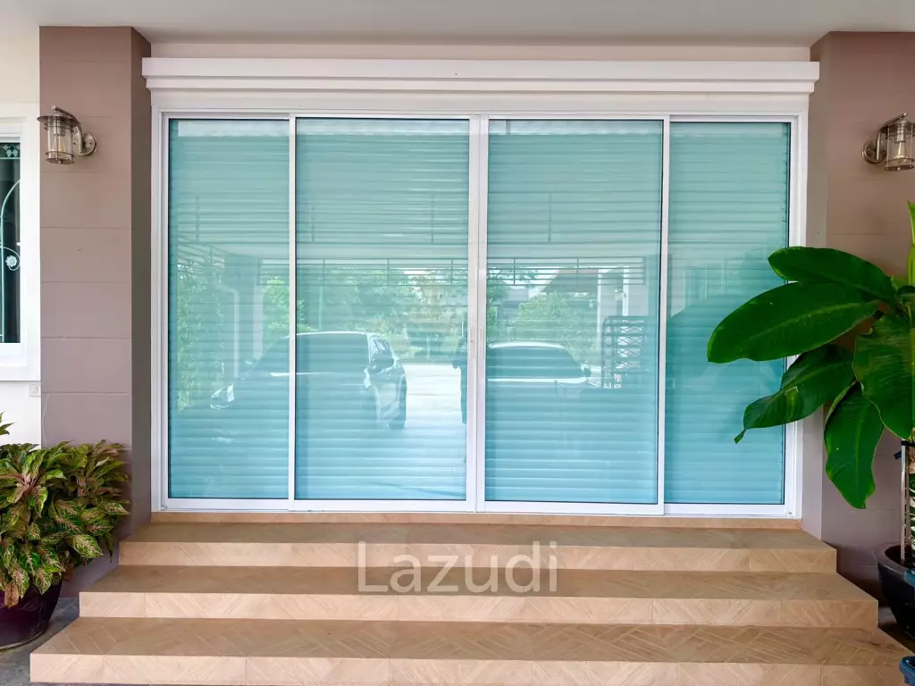 580 sqm modern villa with vast gardens in Hua Hin
