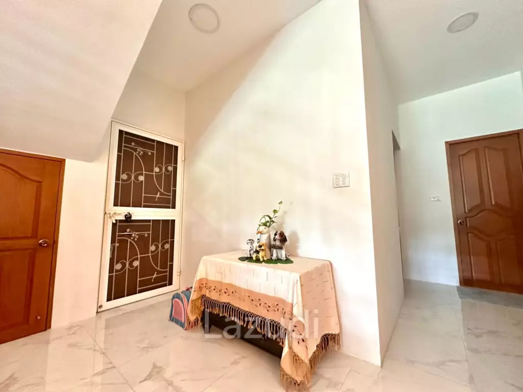 580 sqm modern villa with vast gardens in Hua Hin