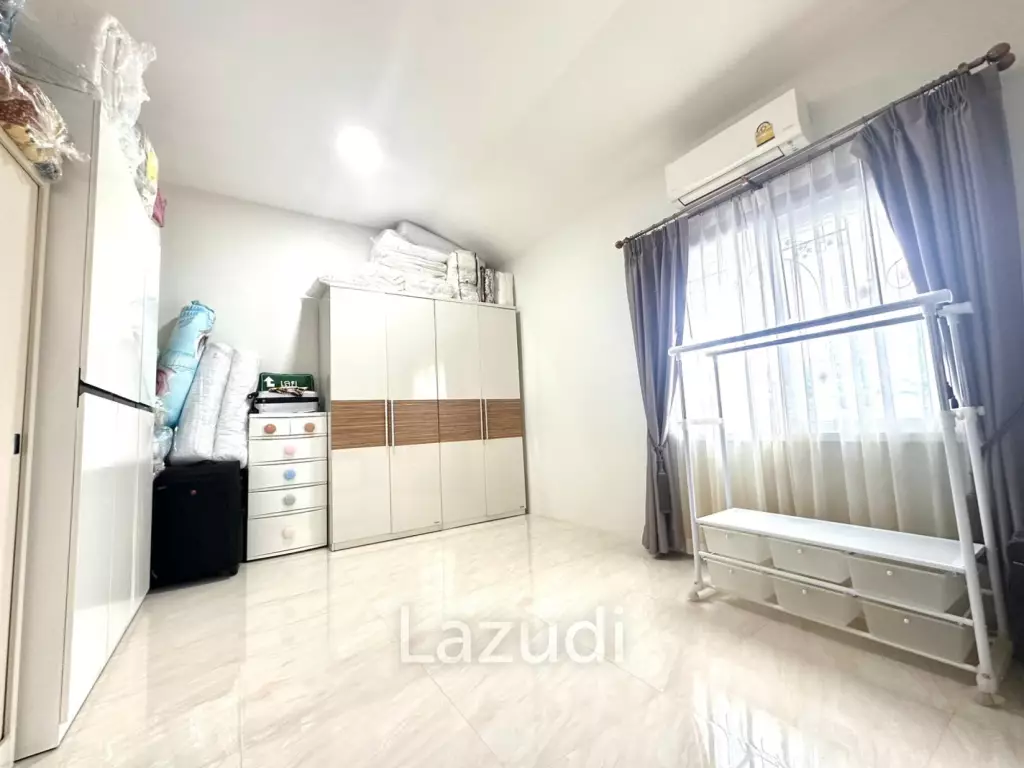 580 sqm modern villa with vast gardens in Hua Hin