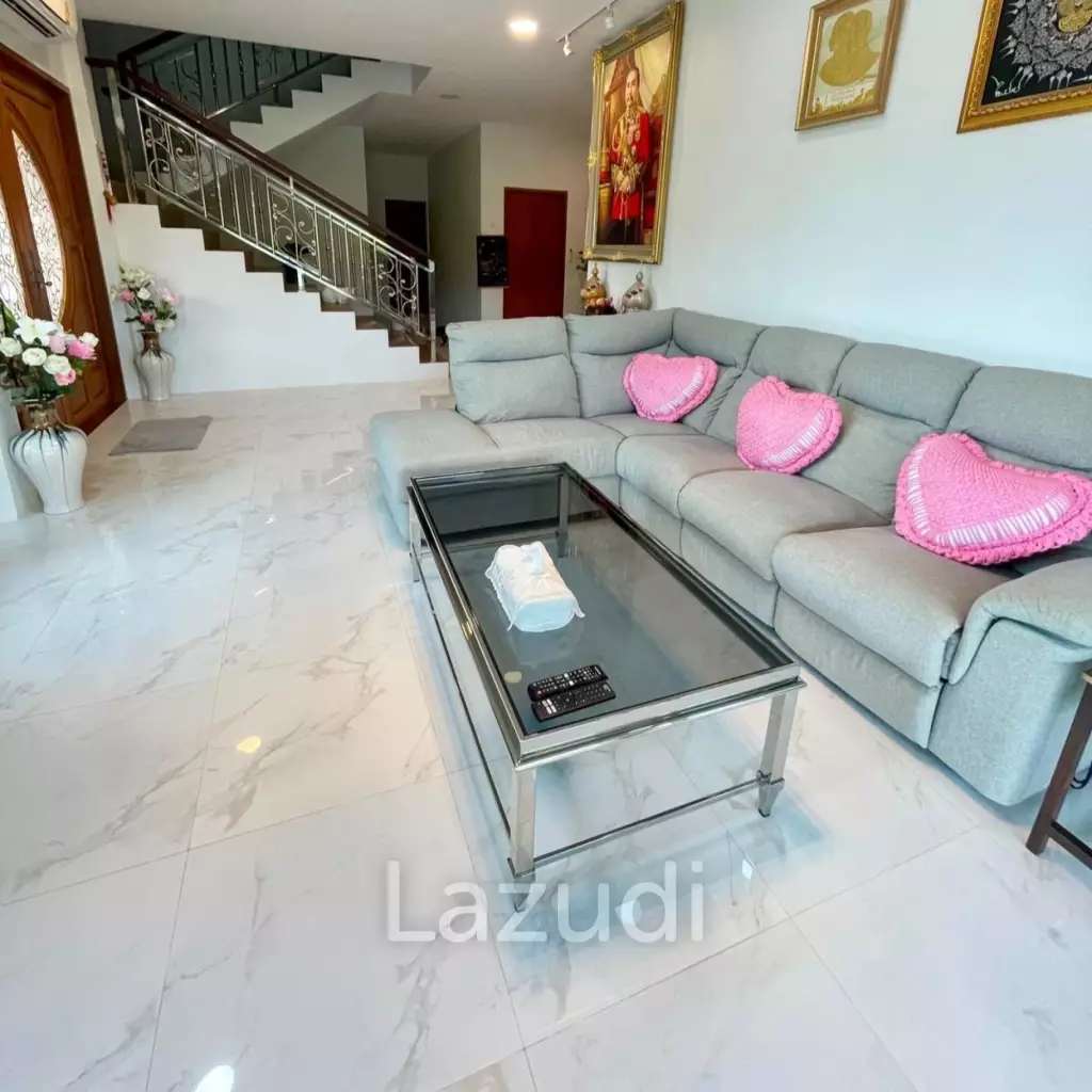 580 sqm modern villa with vast gardens in Hua Hin
