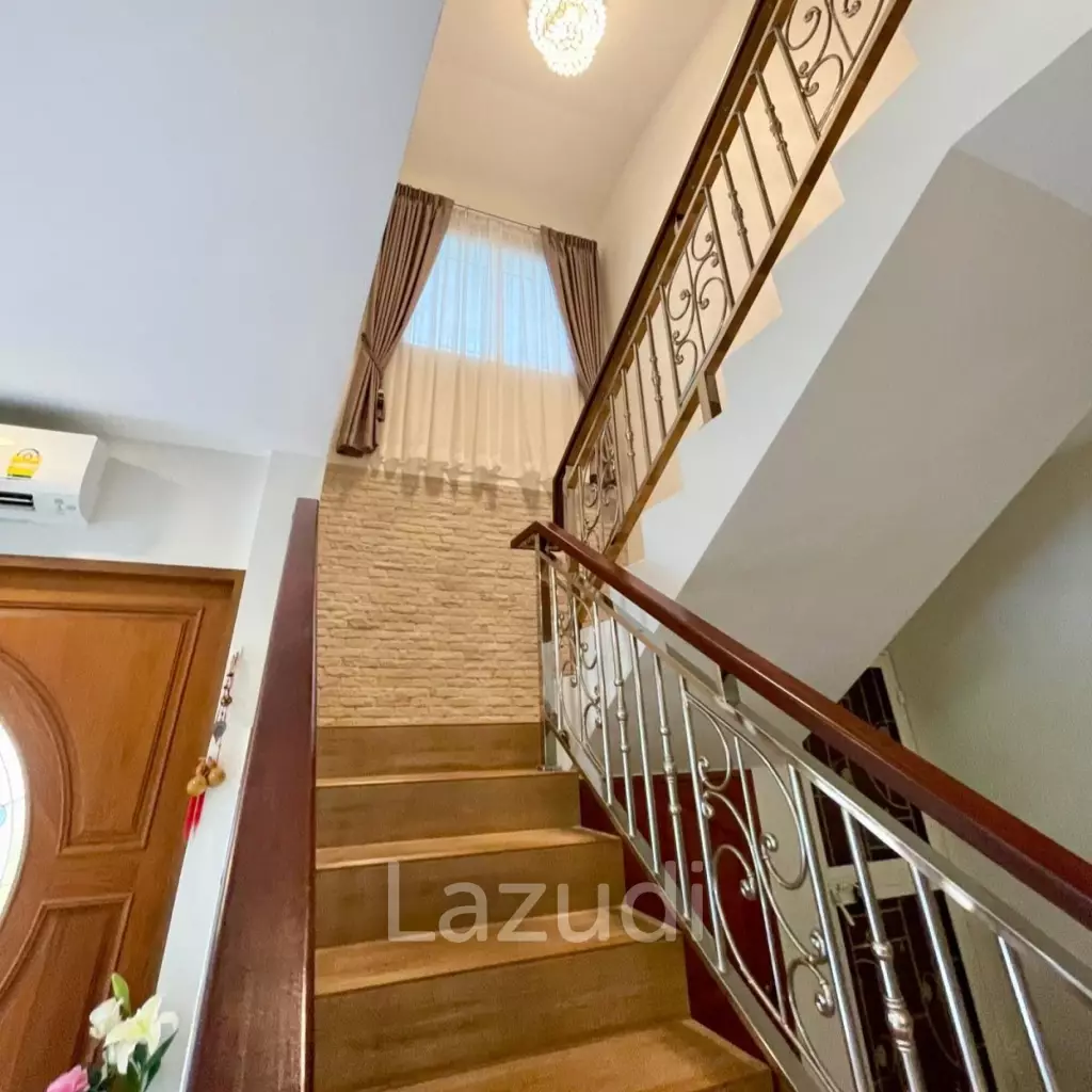 580 sqm modern villa with vast gardens in Hua Hin