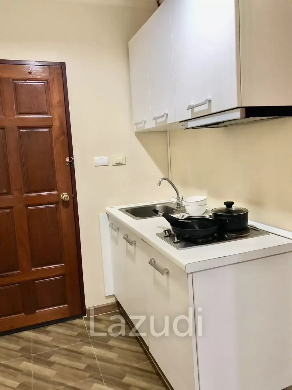 Spacious 1-Bedroom Condo in Baan Klang Hua Hin