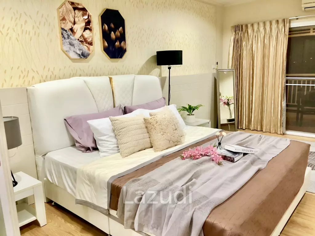 Spacious 1-Bedroom Condo in Baan Klang Hua Hin