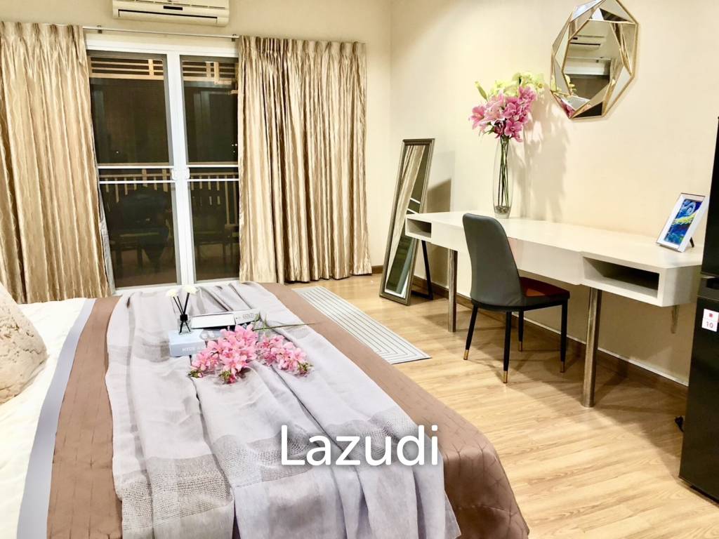 Spacious 1-Bedroom Condo in Baan Klang Hua Hin