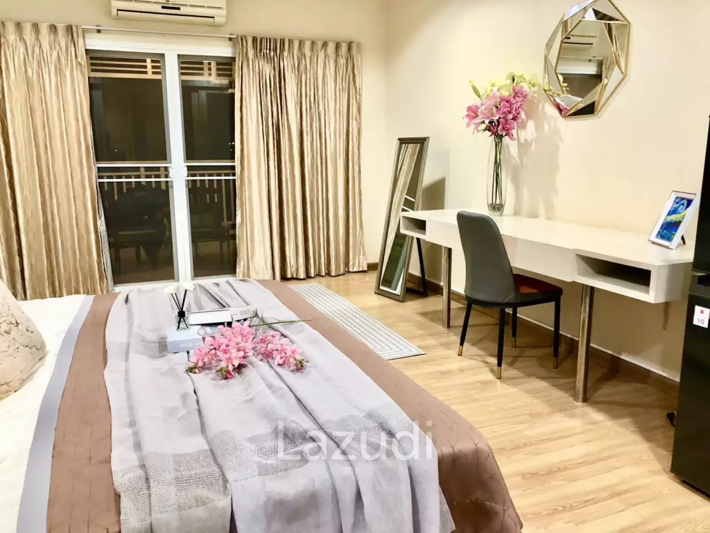 Spacious 1-Bedroom Condo in Baan Klang Hua Hin