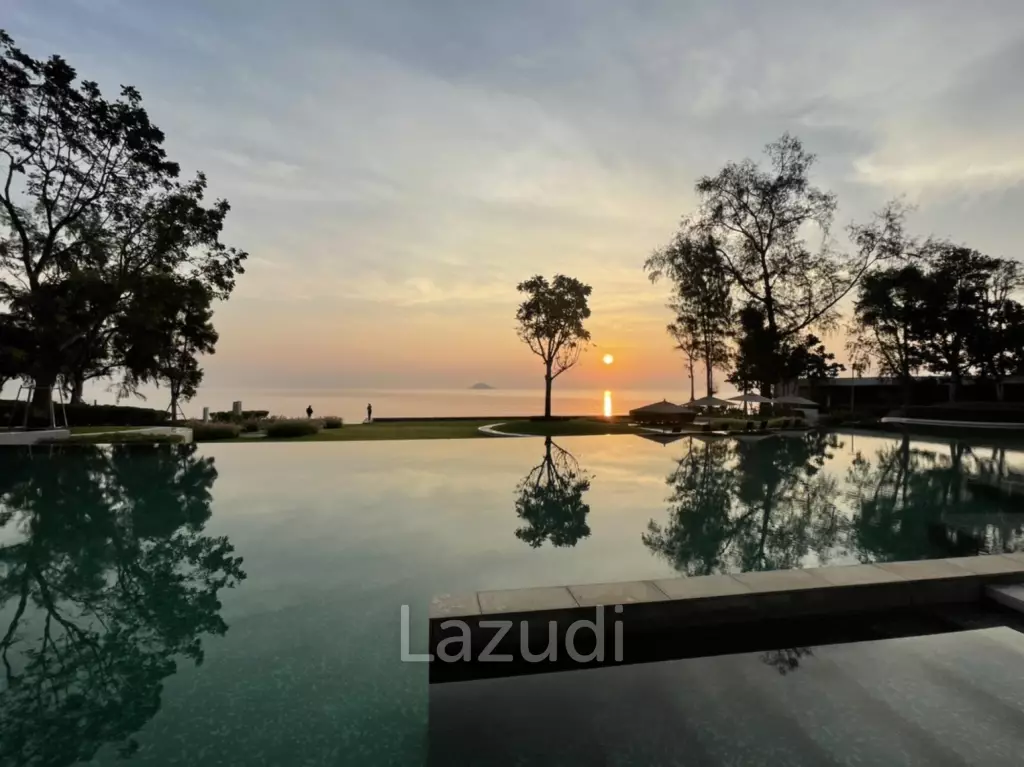Wan Vayla Hua Hin Condo With Ocean View Balcony
