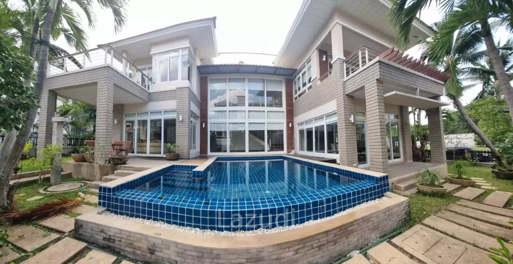 3 Bedroom 4 Bathroom 550 SQ.M. Baan Talay