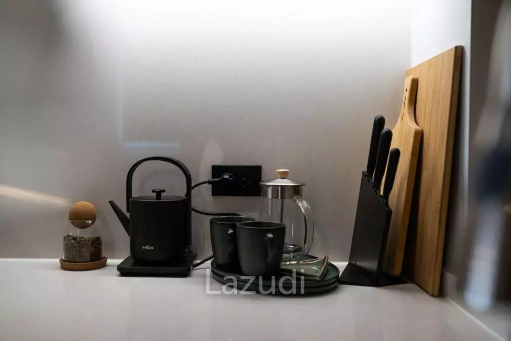 Ready-to-Move-in Foreign-Quota Top Floor Studio