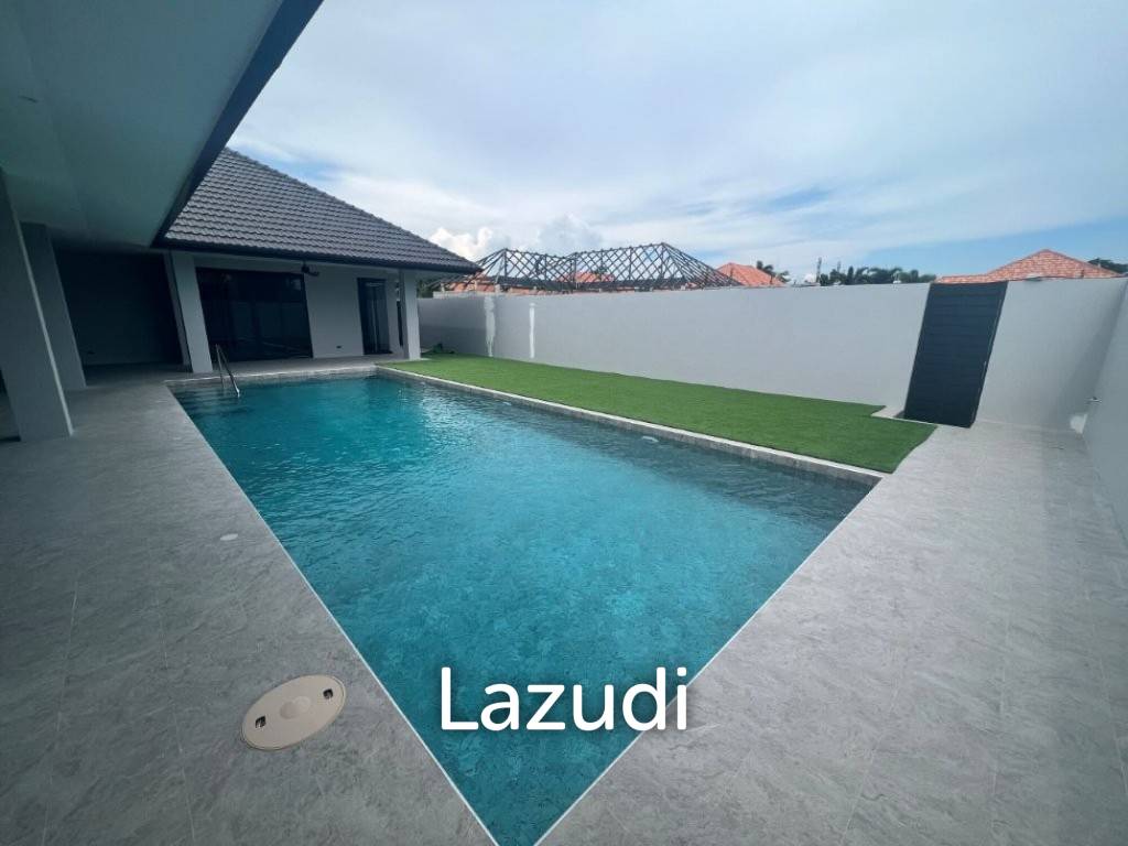 THE PINE VILLA : Luxury 4 bed pool villa close to town and beaches