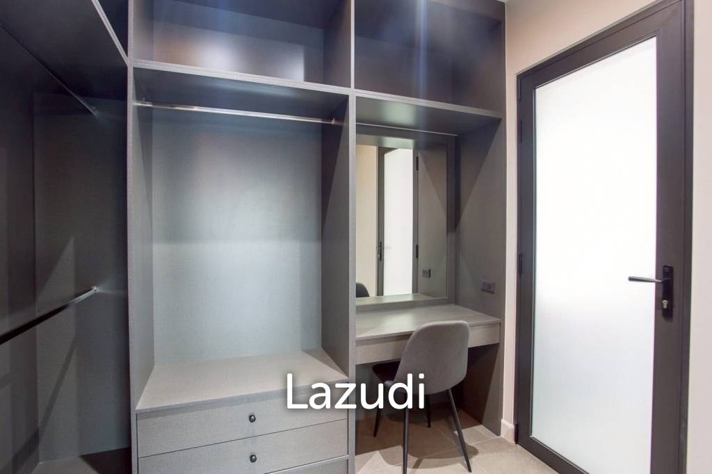 THE PINE VILLA : Luxury 4 bed pool villa close to town and beaches