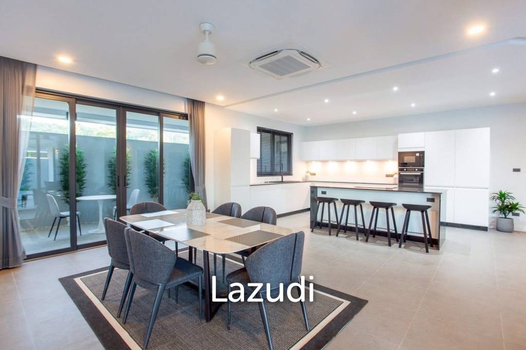 THE PINE VILLA : Luxury 4 bed pool villa close to town and beaches