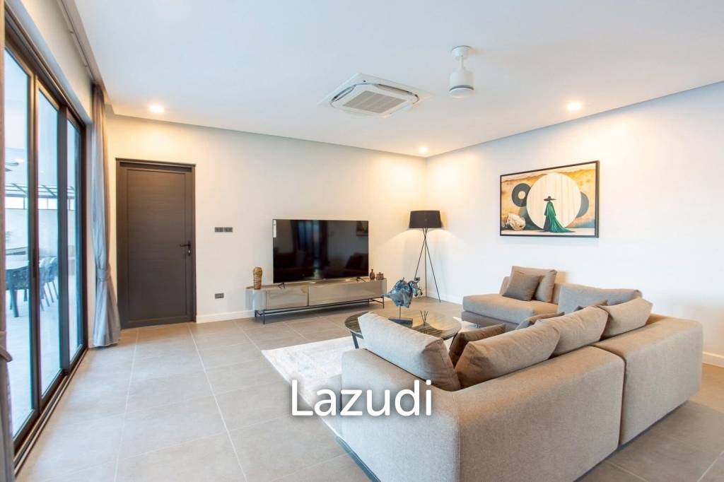 THE PINE VILLA : Luxury 4 bed pool villa close to town and beaches