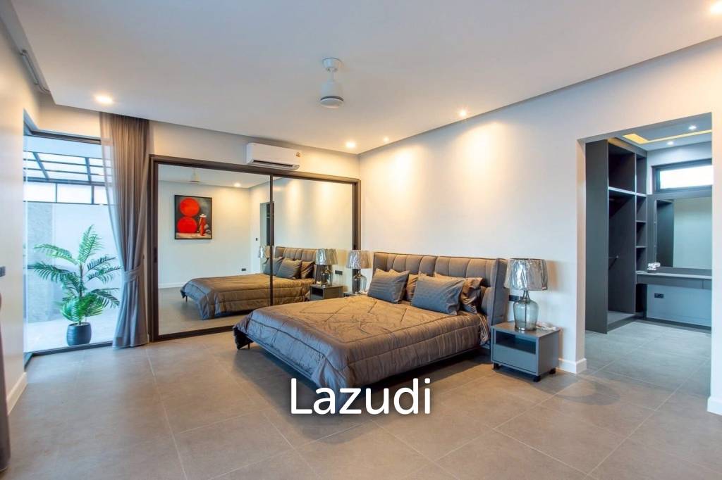 THE PINE VILLA : Luxury 4 bed pool villa close to town and beaches