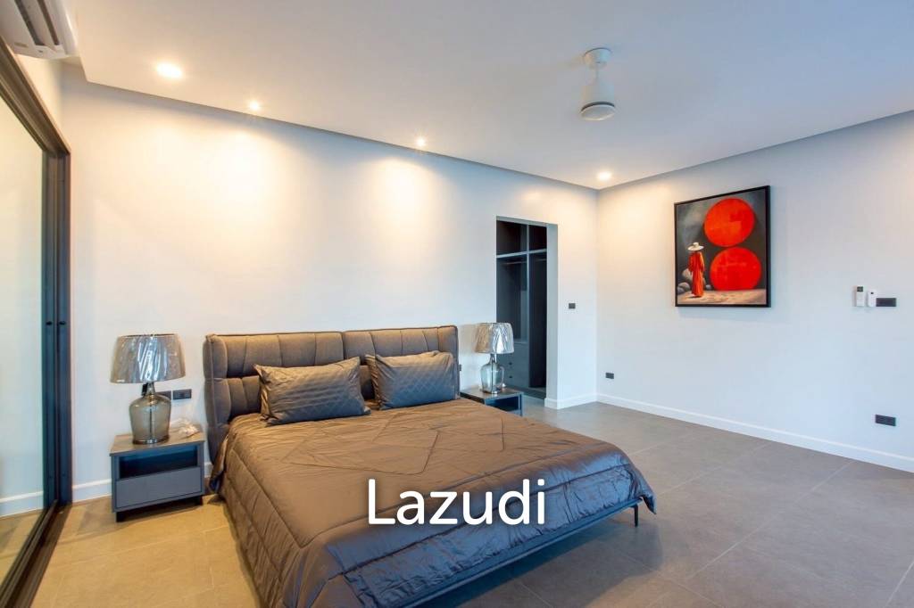 THE PINE VILLA : Luxury 4 bed pool villa close to town and beaches