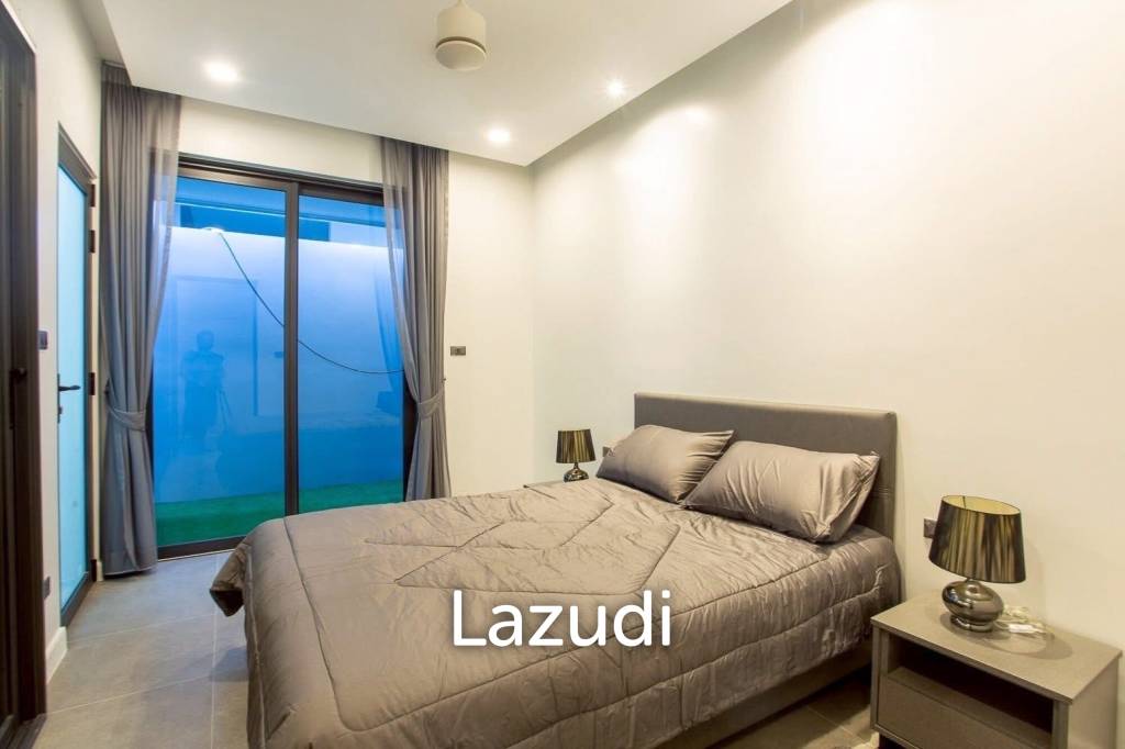 THE PINE VILLA : Luxury 4 bed pool villa close to town and beaches