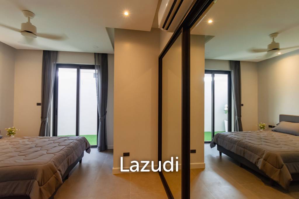 THE PINE VILLA : Luxury 4 bed pool villa close to town and beaches