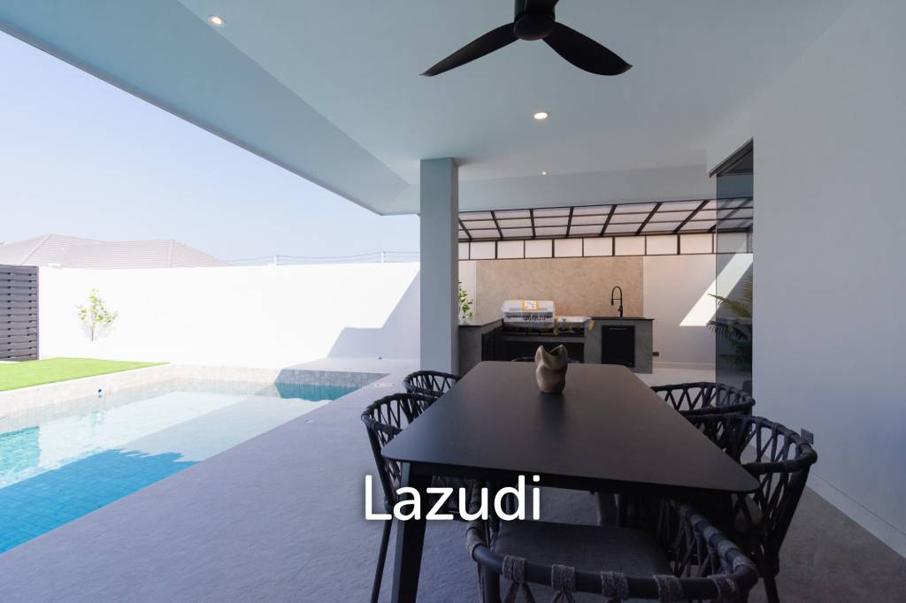 THE PINE VILLA : Luxury 4 bed pool villa close to town and beaches