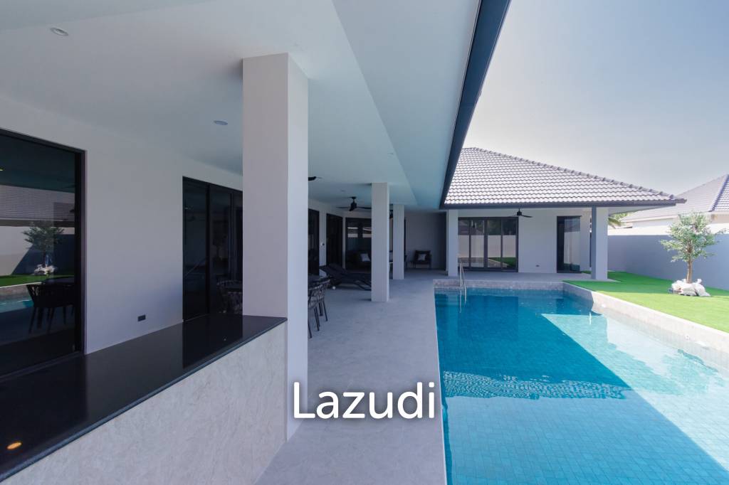 THE PINE VILLA : Luxury 4 bed pool villa close to town and beaches