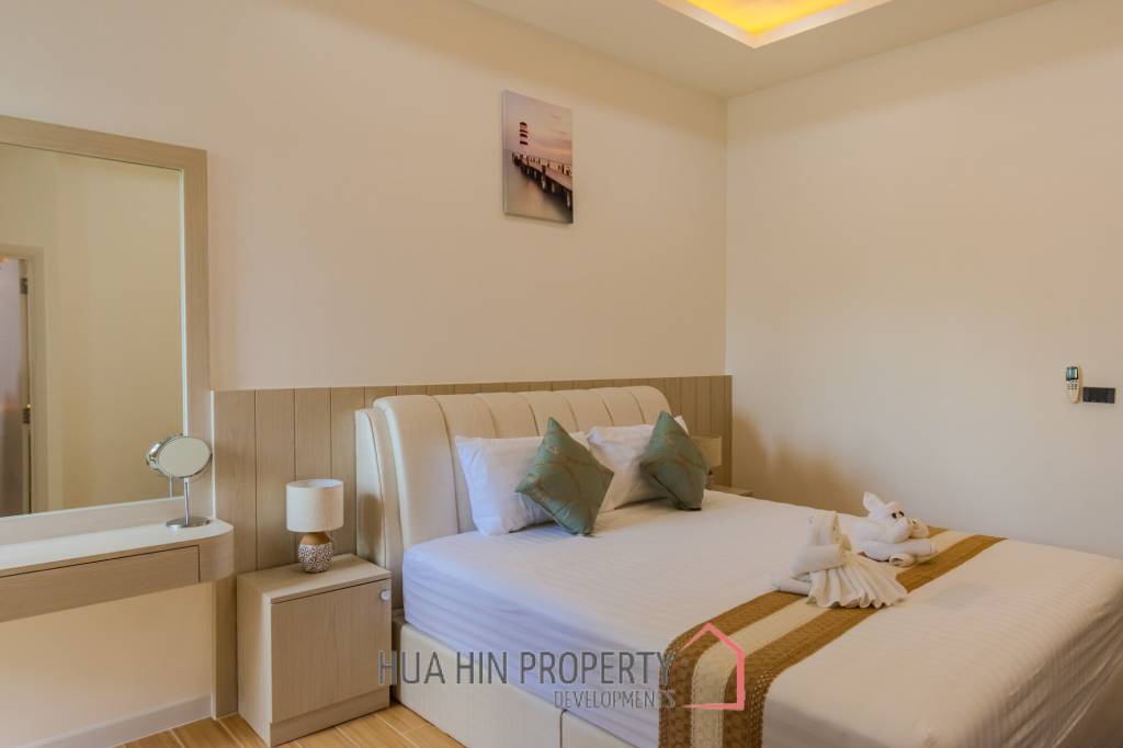 220 sqm pool villa in Hin Lek Fai Hua Hin – modern 3 bed home