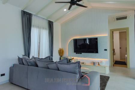 220 sqm pool villa in Hin Lek Fai Hua Hin – modern 3 bed home