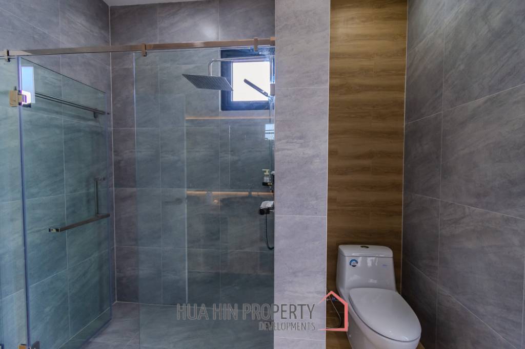 220 sqm pool villa in Hin Lek Fai Hua Hin – modern 3 bed home