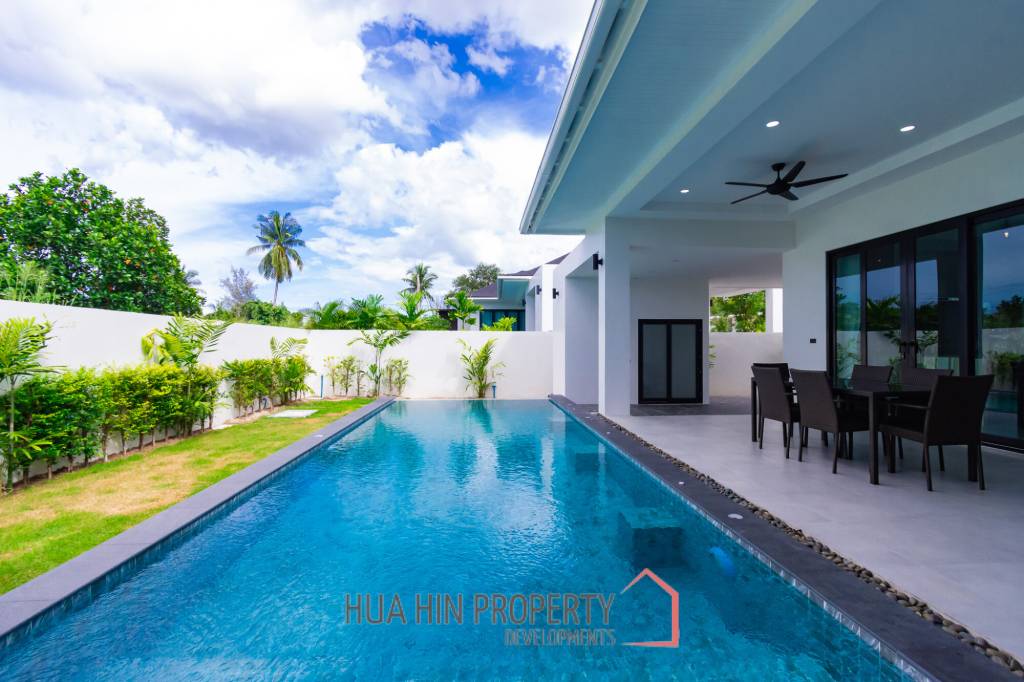 220 sqm pool villa in Hin Lek Fai Hua Hin – modern 3 bed home