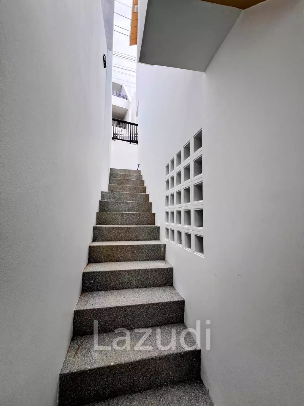 [Ready to Move-In] 4-Bed Sea View in Plai Laem