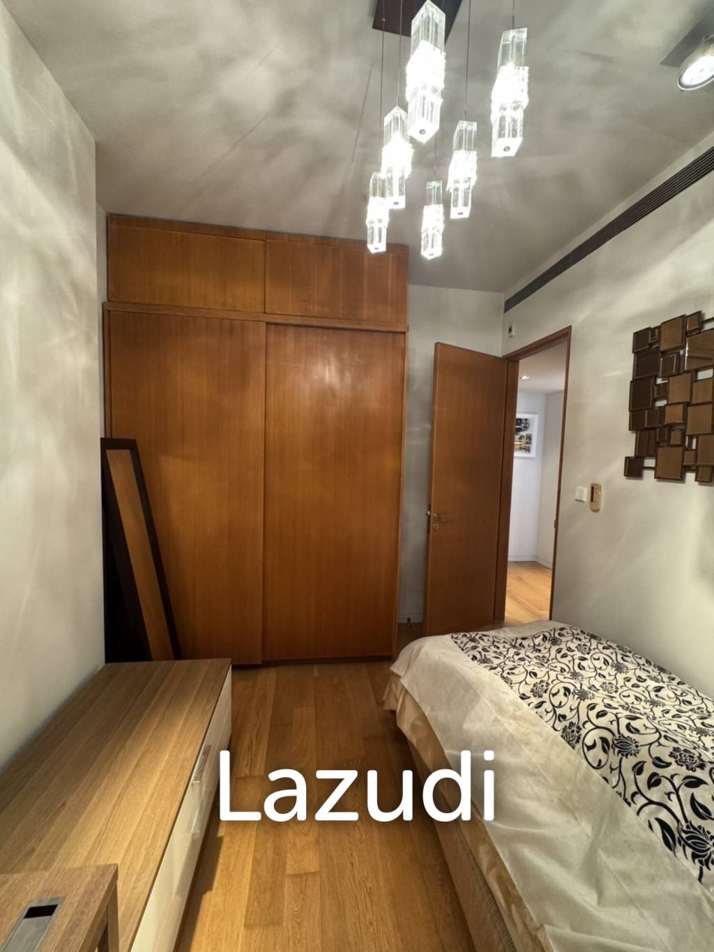 2 Bedroom 2 Bathroom 94 Sq.m The Met
