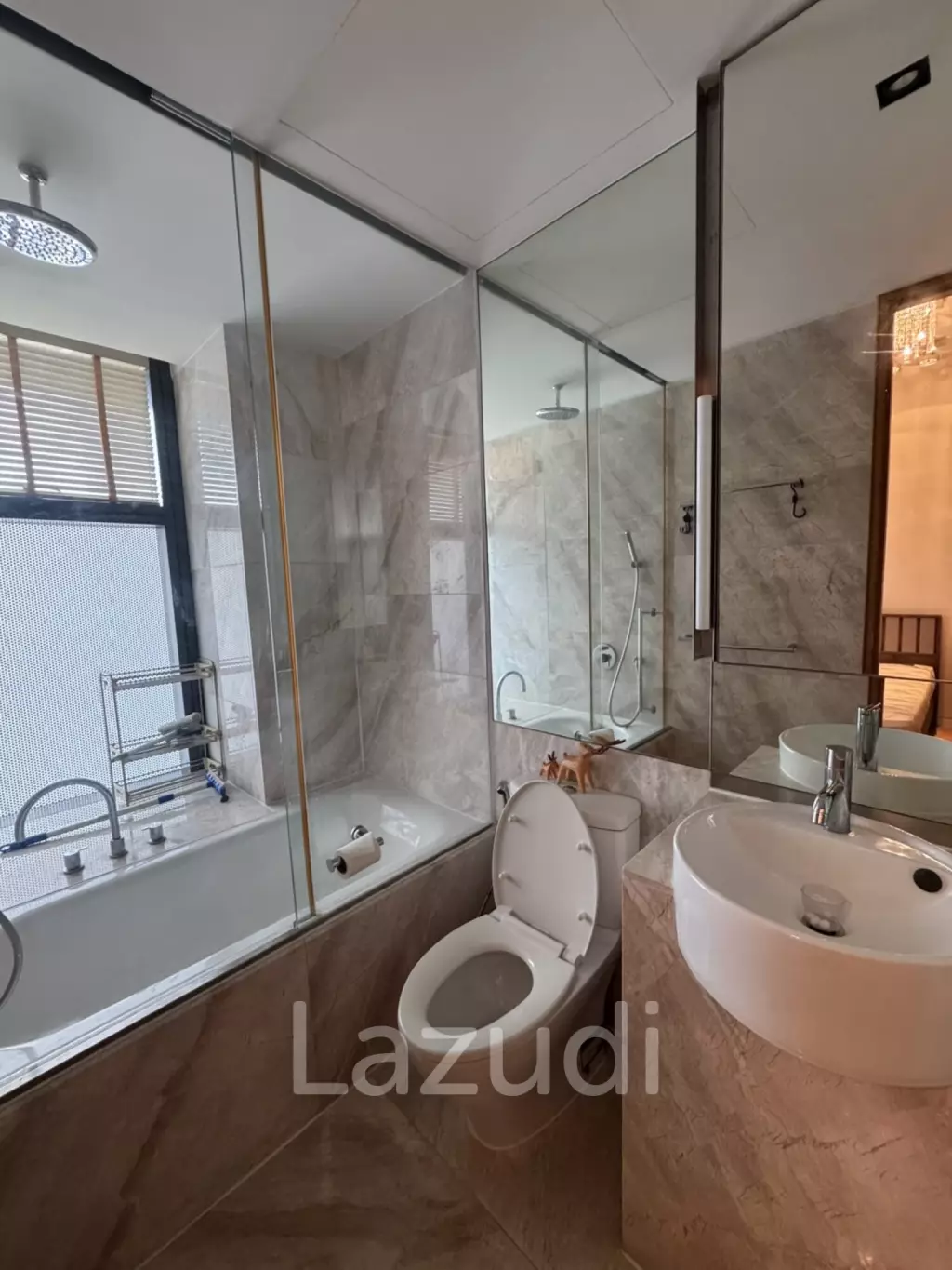 2 Bedroom 2 Bathroom 94 Sq.m The Met