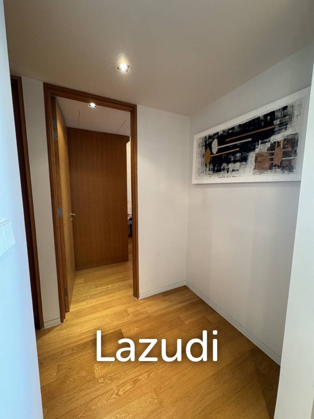 2 Bedroom 2 Bathroom 94 Sq.m The Met