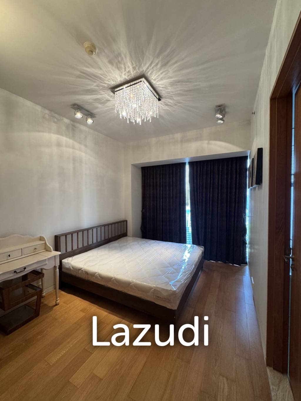2 Bedroom 2 Bathroom 94 Sq.m The Met
