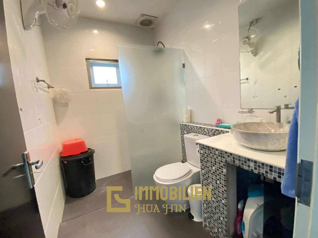 mit Gästehaus / privater Pool / 240 qm Wohnfläche