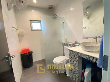 mit Gästehaus / privater Pool / 240 qm Wohnfläche