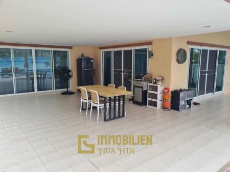 mit Gästehaus / privater Pool / 240 qm Wohnfläche