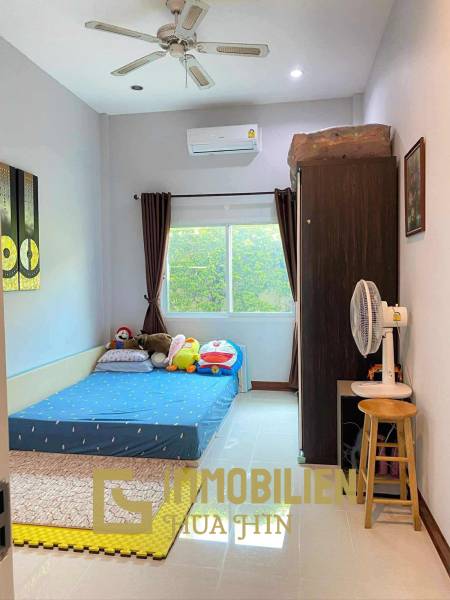 mit Gästehaus / privater Pool / 240 qm Wohnfläche