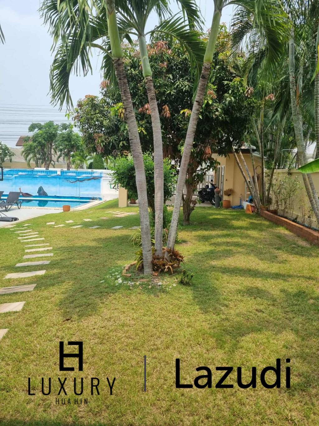 Hua Hin The Gold A: 3 bedroom Elegant Private Pool Villa