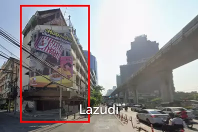 Prime Retail Space for Sale in Si Lom Bangkok