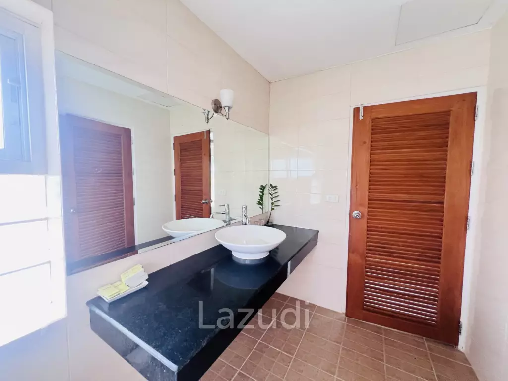 Charming Tropical Villa with Pool in Hua Hin
