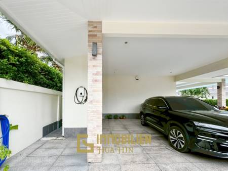 Terrain de 700 m² / cuisine extérieure / système solaire de 5 kW