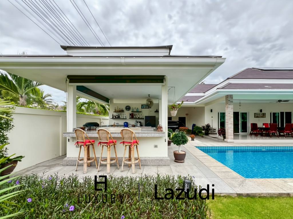 Terrain de 700 m² / cuisine extérieure / système solaire de 5 kW