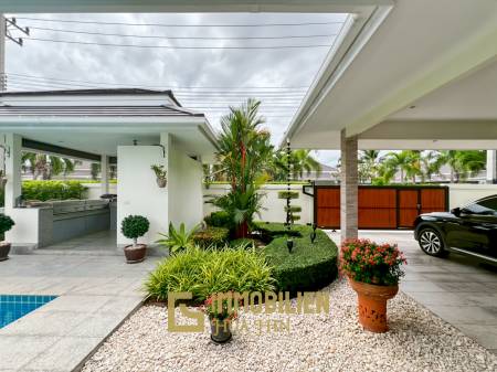 Terrain de 700 m² / cuisine extérieure / système solaire de 5 kW