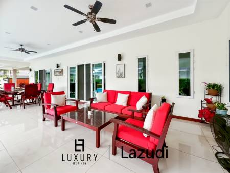 Terrain de 700 m² / cuisine extérieure / système solaire de 5 kW