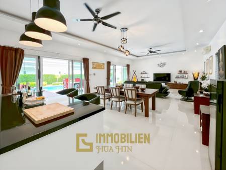 Terrain de 700 m² / cuisine extérieure / système solaire de 5 kW